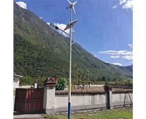 陇南壁挂太阳能路灯生产厂家